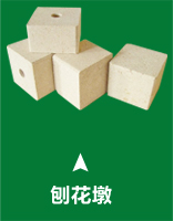 木制小拖车